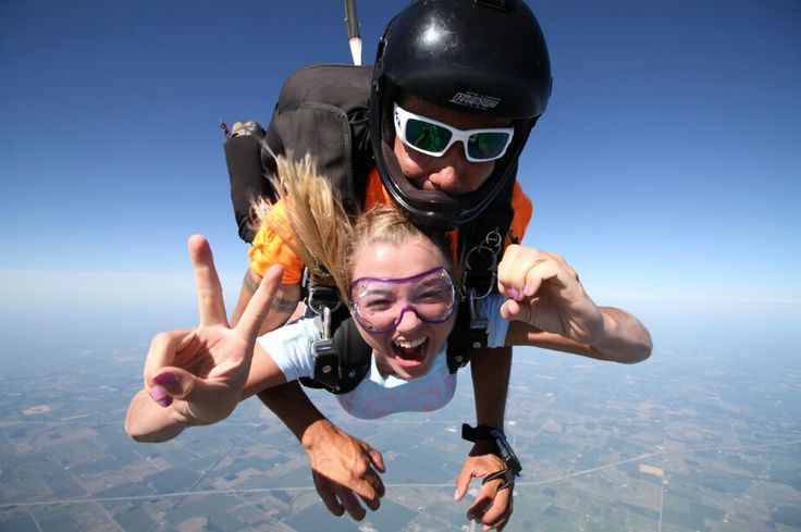 activité evjf saut en parachute